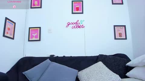 ameliel1 online show from September 2025 10:31:02 AM