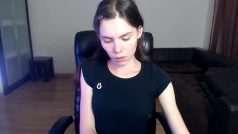 Snapshot of ameliereve chatting on September 2025 04:41:01 PM Amelie online show from September 2025 04:41:01 PM