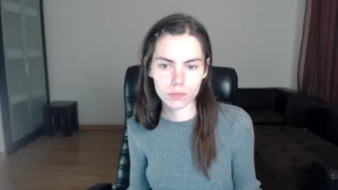 Snapshot of ameliereve chatting on September 2025 04:12:01 PM Amelie online show from September 2025 04:12:01 PM
