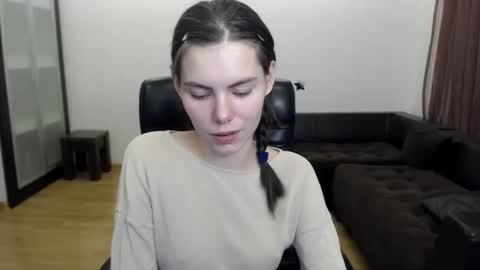 Snapshot of ameliereve chatting on October 2025 04:52:01 PM Amelie online show from October 2025 04:52:01 PM