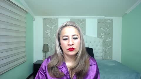 Amell Thomson online show from December 2024 10:56:01 AM