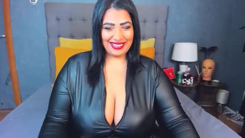 amelycube343767 online show from February 2026 12:01:02 PM