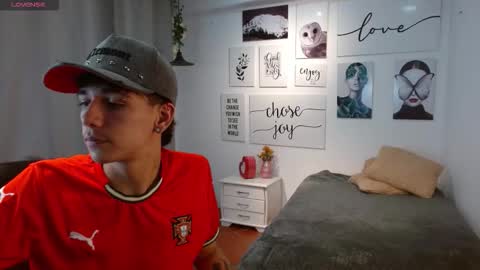 amethystshadow online show from December 2025 04:13:01 PM