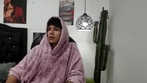 Snapshot of amethystshadow chatting on May 2026 03:24:02 AM amethystshadow online show from May 2026 03:24:02 AM