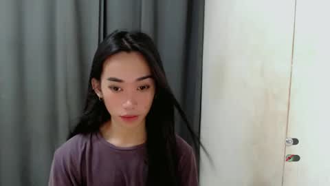 Snapshot of ami_lewis chatting on December 2024 04:14:01 AM JOANNA online show from December 2024 04:14:01 AM