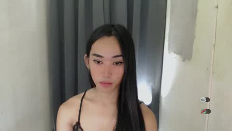 Snapshot of ami_lewis chatting on December 2024 06:33:02 AM JOANNA online show from December 2024 06:33:02 AM