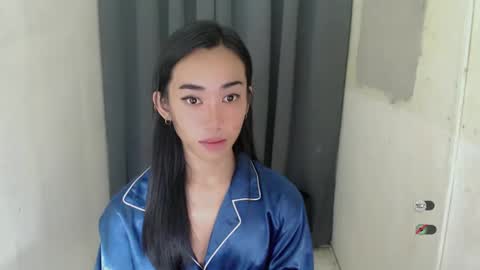 Snapshot of ami_lewis chatting on December 2024 12:41:01 AM JOANNA online show from December 2024 12:41:01 AM