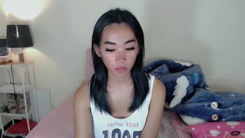 Snapshot of ami_lewis chatting on October 2025 01:05:01 AM JOANNA online show from October 2025 01:05:01 AM