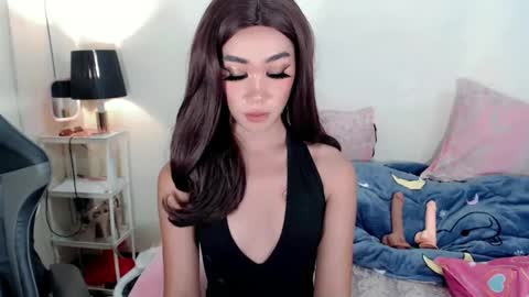 Snapshot of ami_lewis chatting on October 2025 04:51:02 PM JOANNA online show from October 2025 04:51:02 PM