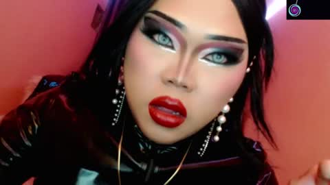 Queen Mireska online show from June 2026 01:10:02 PM
