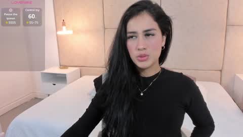 Snapshot of amiirra_ chatting on December 2024 08:15:01 PM Amira sweet online show from December 2024 08:15:01 PM
