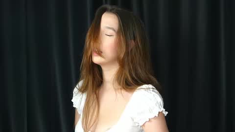 A online show from October 2025 08:00:01 AM