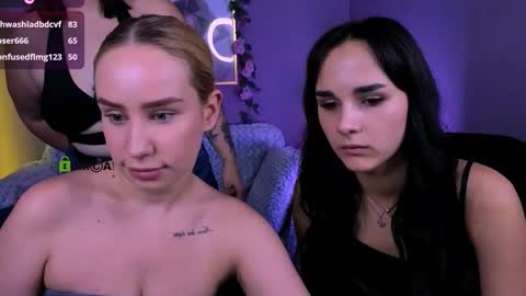 Snapshot of amina_lovers chatting on October 2025 12:22:02 AM Amina online show from October 2025 12:22:02 AM