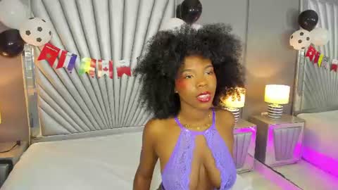 Snapshot of amirajones chatting on June 2026 08:35:01 PM amirajones online show from June 2026 08:35:01 PM