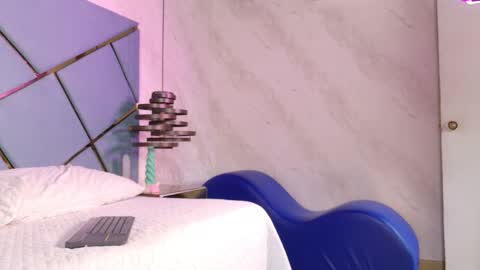 ammy durand online show from September 2025 07:24:02 PM