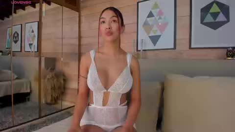 Ammy Scott  online show from September 2025 10:21:02 PM