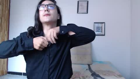 Snapshot of amoneth_xx chatting on February 2026 12:05:02 PM Amoneth online show from February 2026 12:05:02 PM