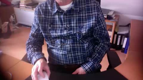 Snapshot of amor2200 chatting on March 2026 01:26:02 PM Amor2200 online show from March 2026 01:26:02 PM