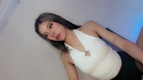 Snapshot of amor_pleasure chatting on January 2025 08:18:02 AM Belle Tylor online show from January 2025 08:18:02 AM