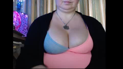 amorelara online show from September 2025 09:01:01 AM