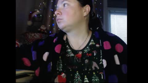 amorelara online show from November 2025 06:08:01 AM