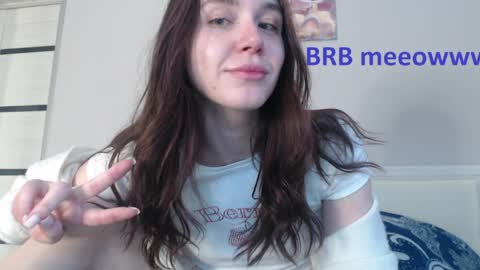 Snapshot of amoremeoww chatting on May 2026 06:09:01 PM miss unforgettable online show from May 2026 06:09:01 PM