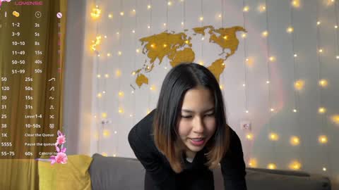 Amura Kim online show from December 2024 05:15:01 PM