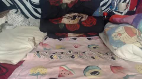 Amuy online show from November 2025 07:46:02 AM