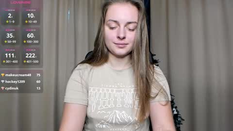 Amy Reid online show from December 2024 11:51:02 AM