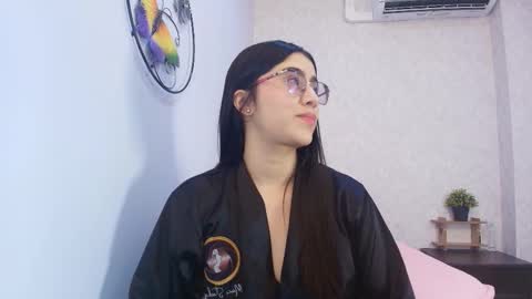 Snapshot of amy__wats0n chatting on October 2025 07:13:02 PM amy__wats0n online show from October 2025 07:13:02 PM