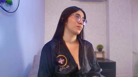 Snapshot of amy__wats0n chatting on November 2025 07:13:01 PM amy__wats0n online show from November 2025 07:13:01 PM