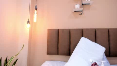 amy__wats0n online show from May 2026 07:00:01 PM