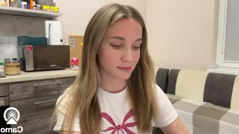 Snapshot of amy_meoww chatting on December 2024 05:01:01 PM amy_meoww online show from December 2024 05:01:01 PM