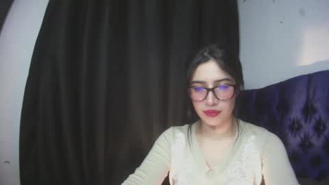 Snapshot of amy_swan09 chatting on February 2025 05:35:01 AM Amy online show from February 2025 05:35:01 AM