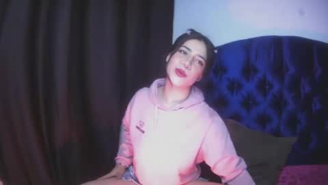 Snapshot of amy_swan09 chatting on February 2025 05:09:01 AM Amy online show from February 2025 05:09:01 AM