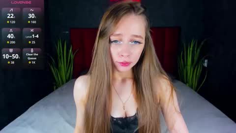 Amy online show from September 2025 07:19:02 PM