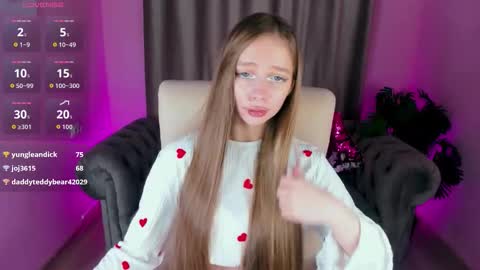 Amy online show from November 2025 06:13:01 AM