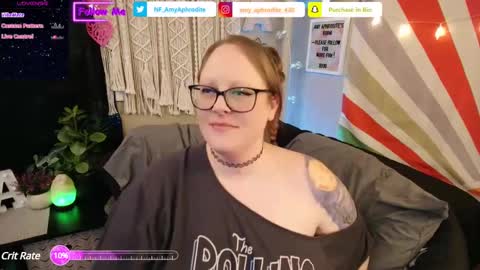 Snapshot of amyaphrodite chatting on February 2025 09:05:02 AM  Amy Aphrodite  online show from February 2025 09:05:02 AM