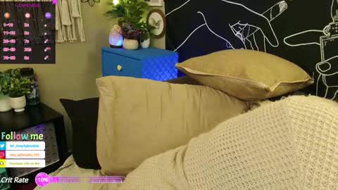 Snapshot of amyaphrodite chatting on February 2025 07:31:01 AM  Amy Aphrodite  online show from February 2025 07:31:01 AM