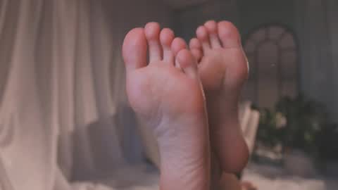 Snapshot of amyarmstrong chatting on February 2026 11:30:02 PM Amy Armstrong online show from February 2026 11:30:02 PM