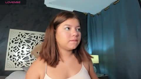 Amy online show from December 2025 01:00:01 AM