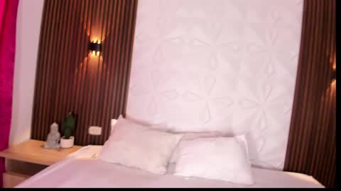 Snapshot of amycolman_ chatting on May 2026 11:49:01 AM amy online show from May 2026 11:49:01 AM
