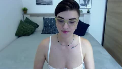 Snapshot of amylexy chatting on September 2025 08:14:01 PM Hi there guys My pleasure in your hands pvt is open online show from September 2025 08:14:01 PM