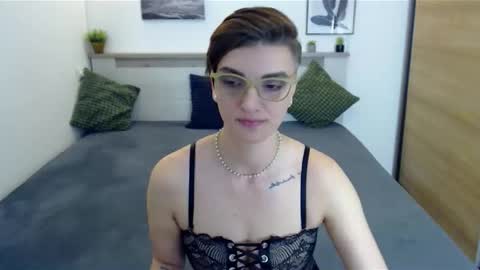 Snapshot of amylexy chatting on December 2025 10:04:02 PM Hi there guys My pleasure in your hands pvt is open online show from December 2025 10:04:02 PM