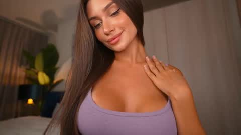 amylure online show from November 2025 01:51:01 PM