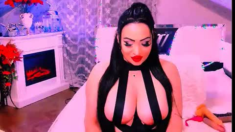 Snapshot of amyrarosera chatting on November 2025 10:56:01 PM Alimoonyia online show from November 2025 10:56:01 PM