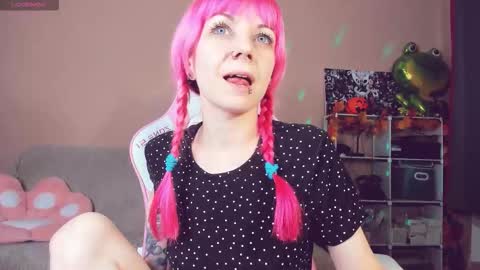 Amy Rose online show from October 2025 08:20:02 PM