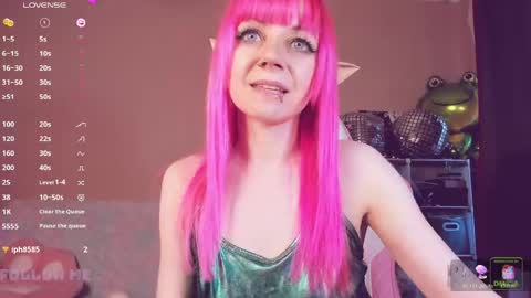 Snapshot of amyrose69 chatting on May 2026 04:33:01 PM Amy Rose online show from May 2026 04:33:01 PM