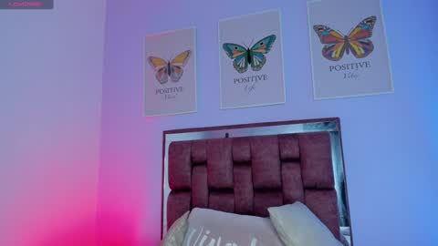 Amy online show from January 2025 09:41:01 PM