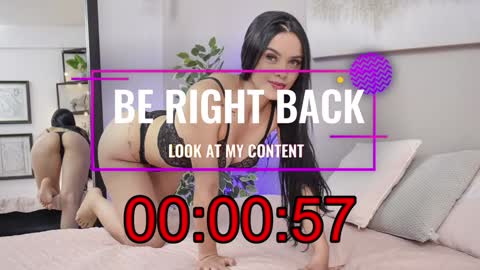 Snapshot of amyw0w chatting on December 2024 04:09:01 PM IG amyw0w online show from December 2024 04:09:01 PM